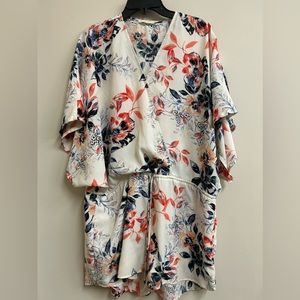 On the Road Surplice Elastic Tied Waist Short Sleeve Floral Romper - Size Large